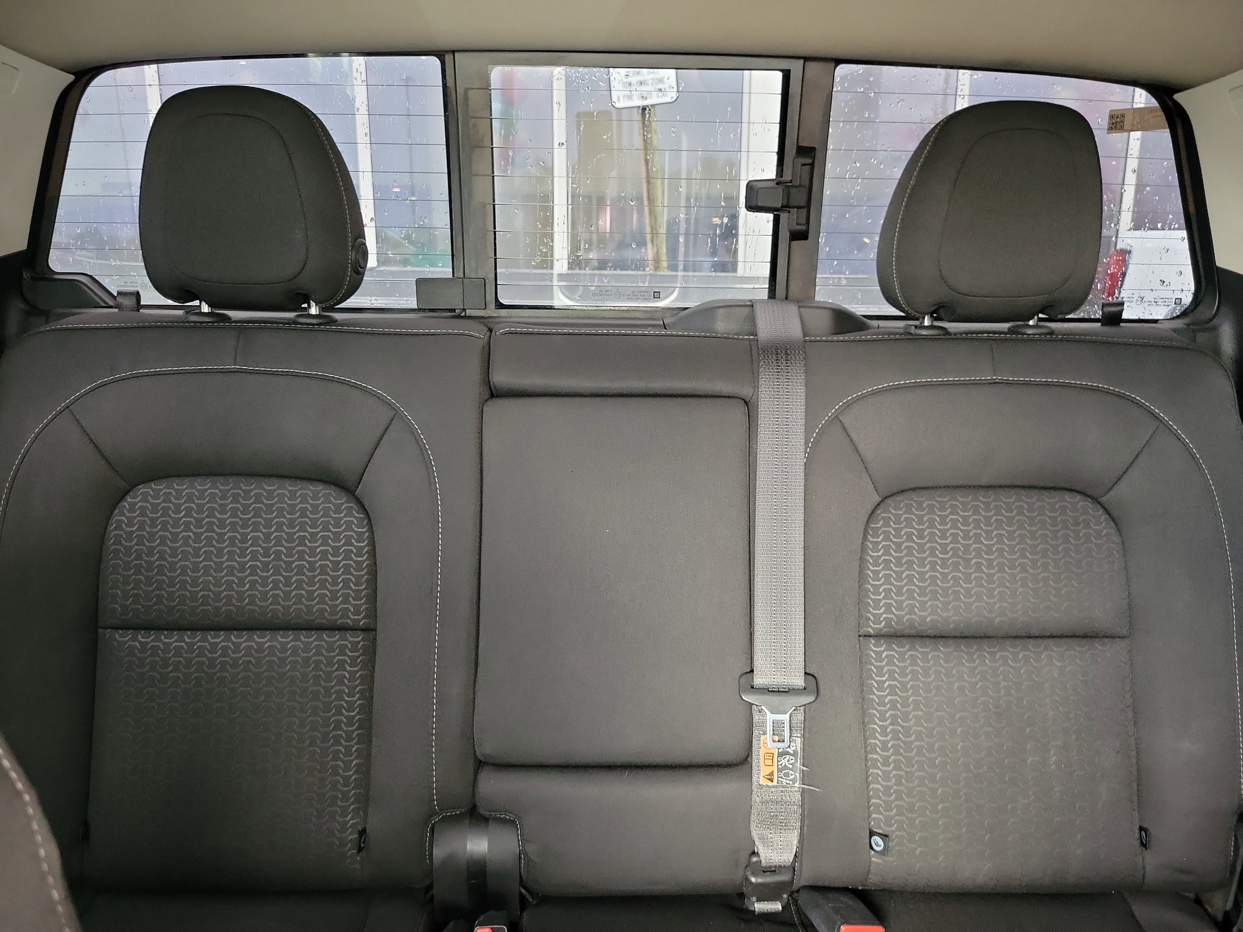 Used 2020 GMC Canyon SLE w/ Elevation Edition RWD image 15