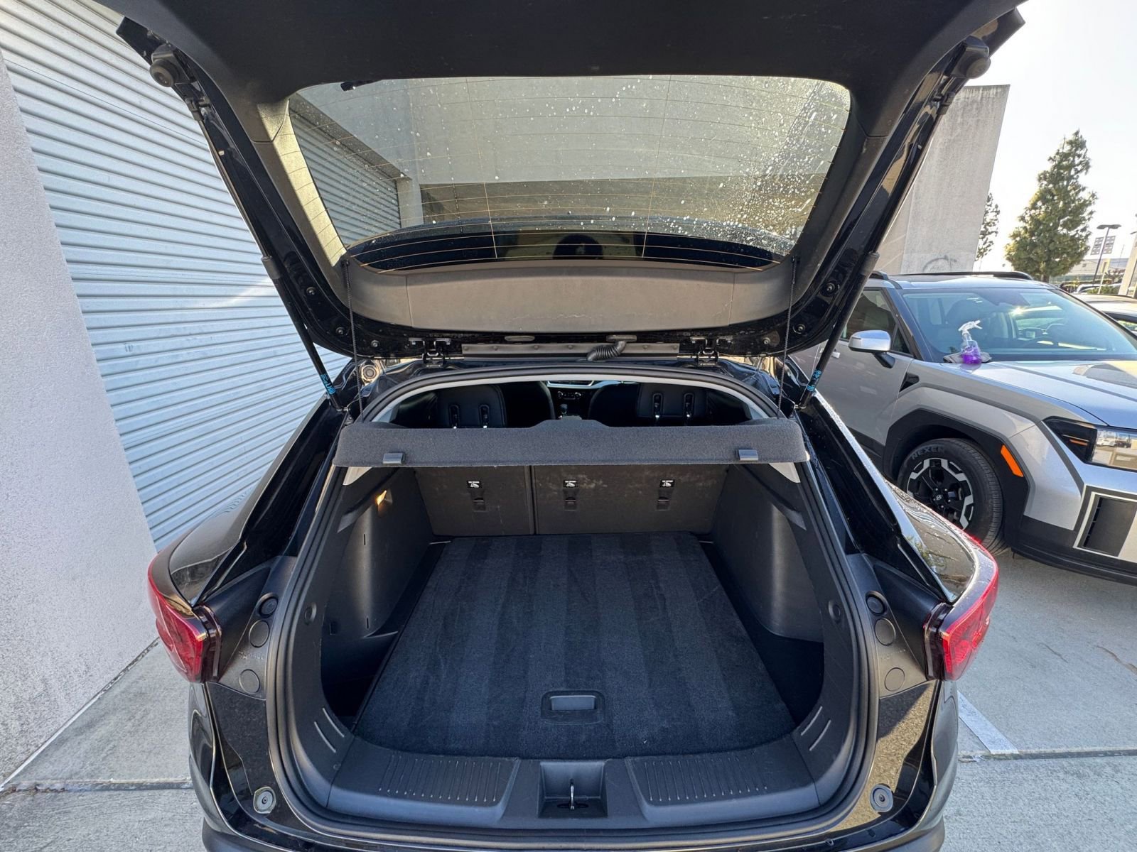 Used 2025 Chevrolet Trax LT image 31