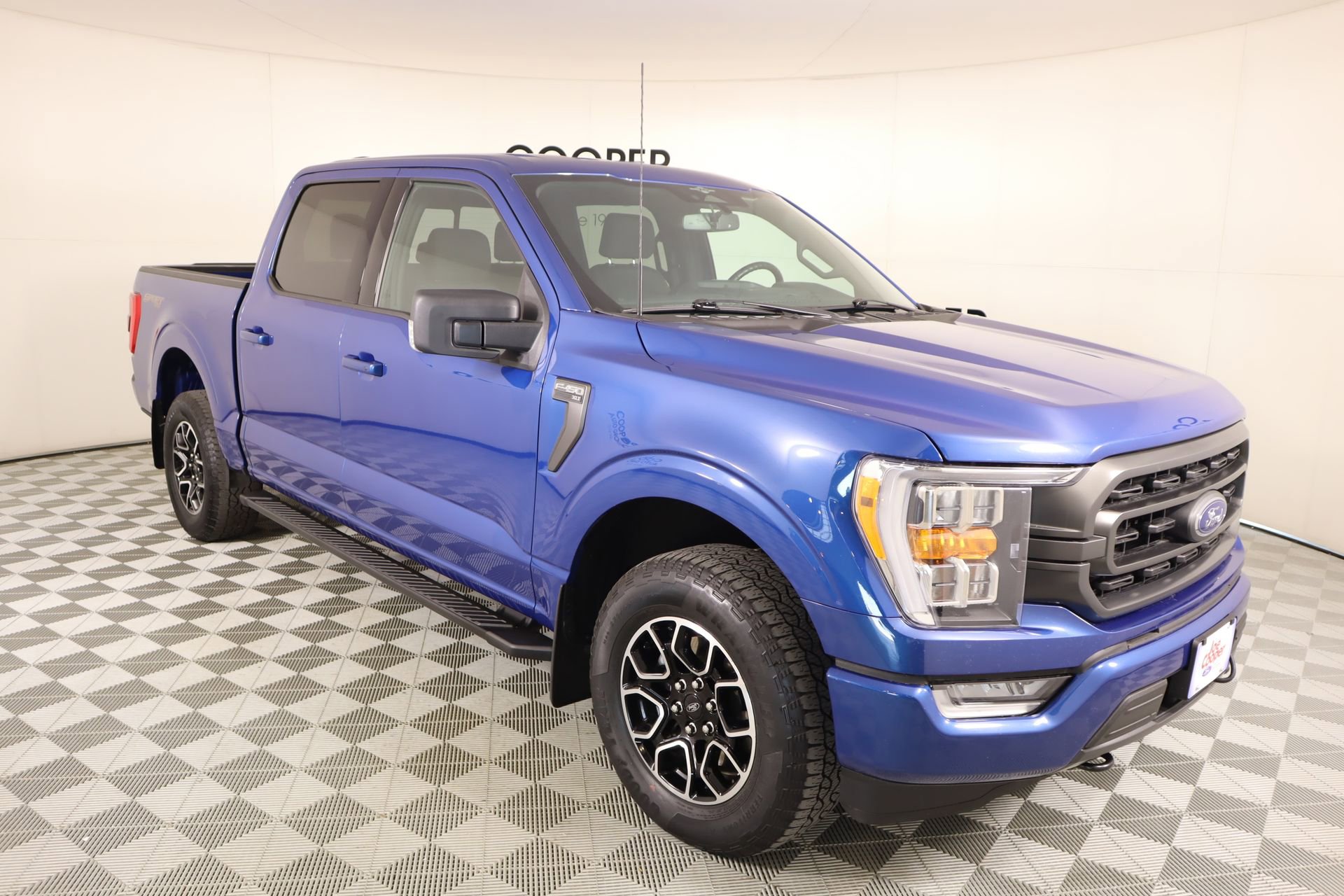 Used 2023 Ford F150 XLT w/ Equipment Group 302A High image 1