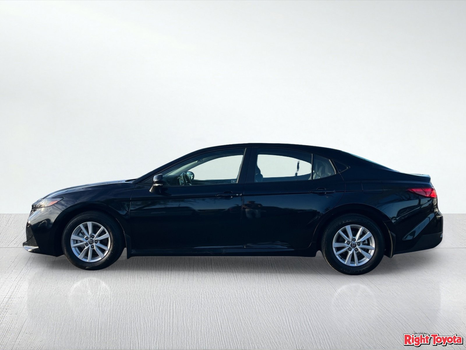 Certified 2026 Toyota Camry LE w/ Convenience Package FWD image 4