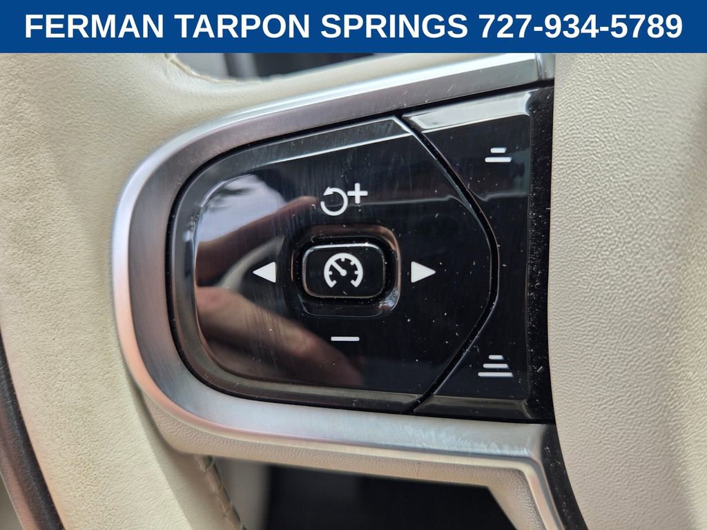 Used 2025 Volvo XC90 B5 Core w/ Protection Package Premier AWD/4WD image 30