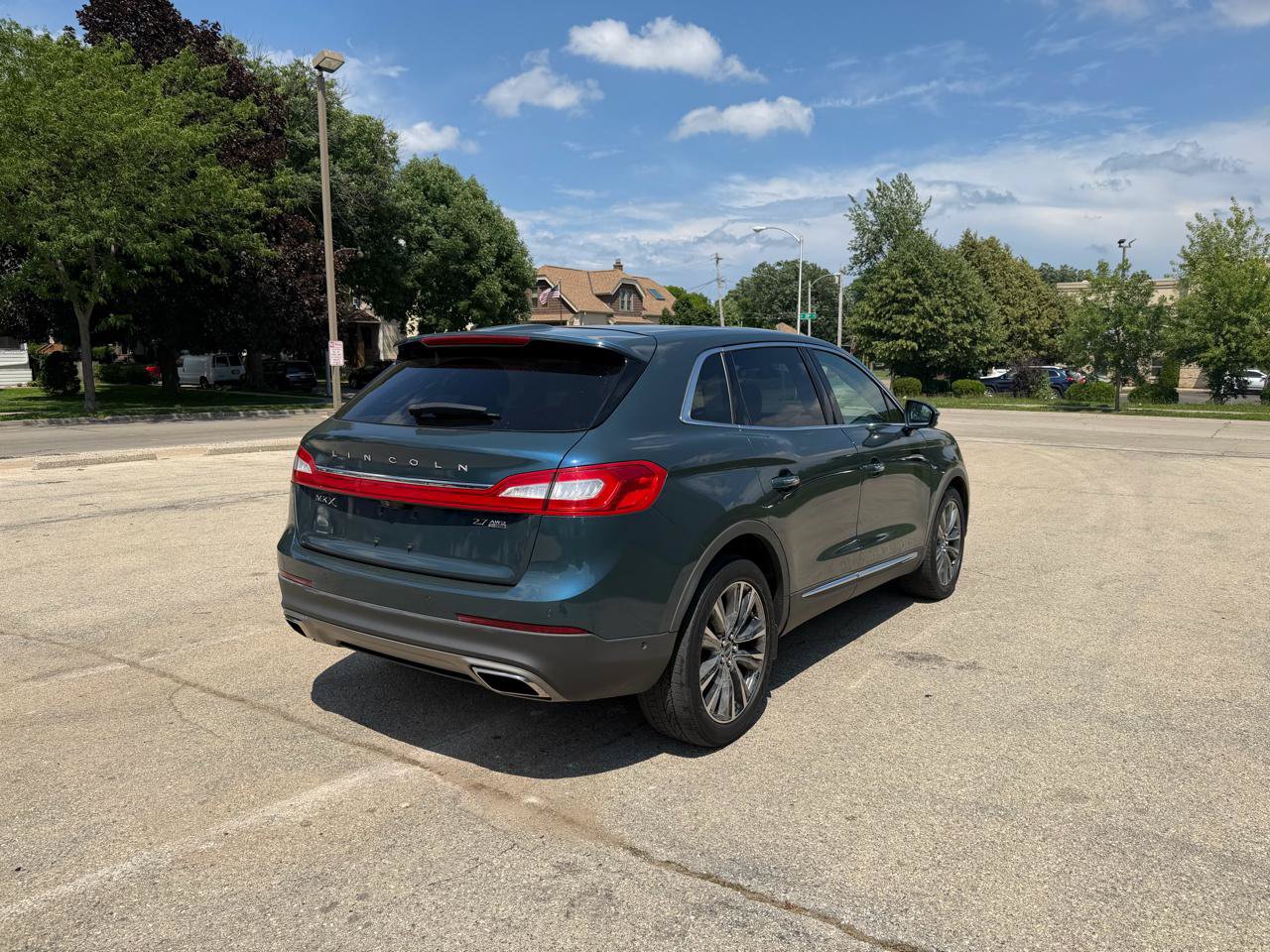 Used 2016 Lincoln MKX Reserve w/ Technology Package AWD/4WD image 7