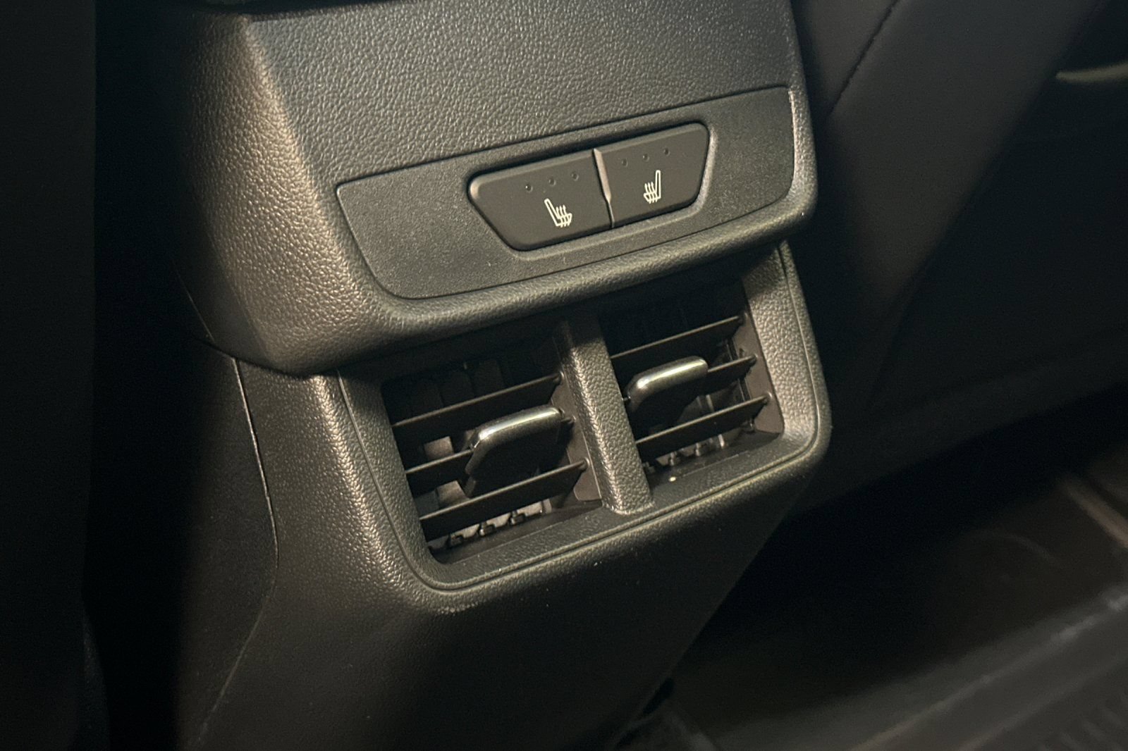 New 2026 GMC Terrain AT4 w/ Convenience Package III AWD/4WD image 13
