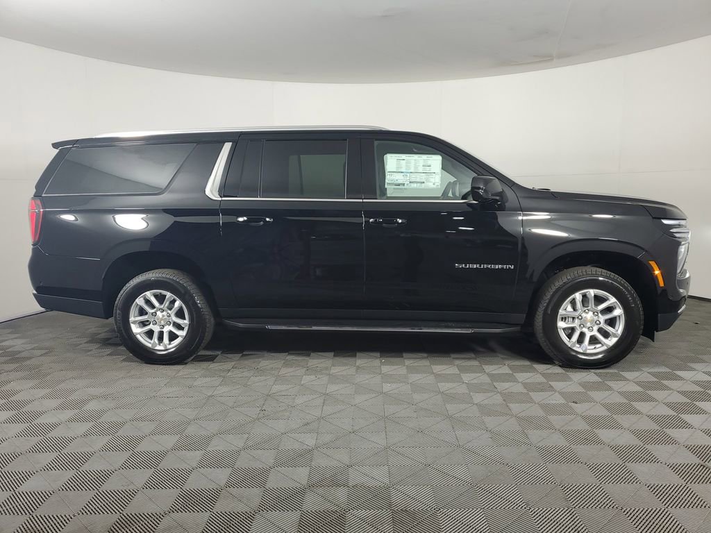 New 2026 Chevrolet Suburban LS image 3