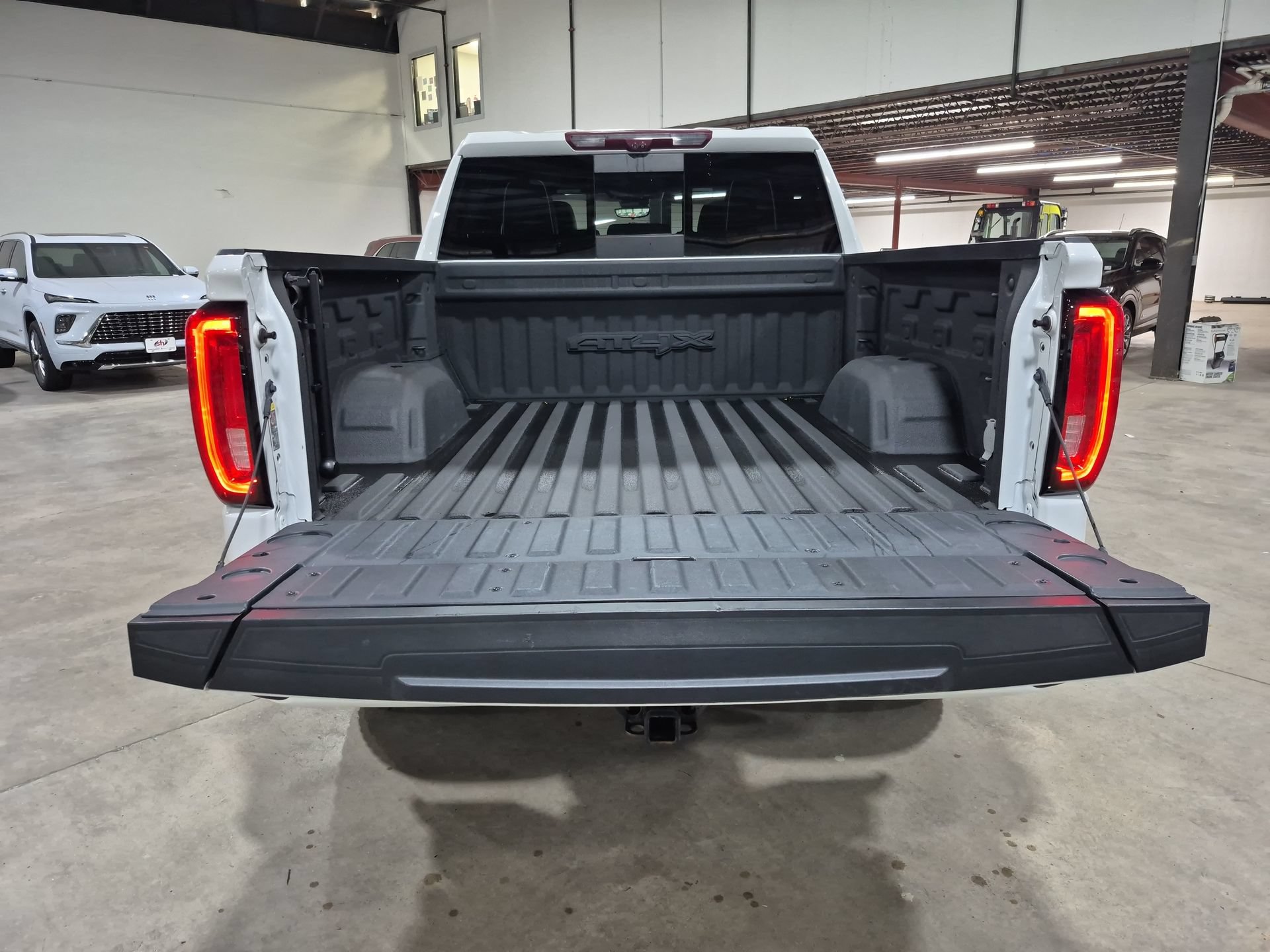 Used 2022 GMC Sierra 1500 AT4X AWD/4WD image 29