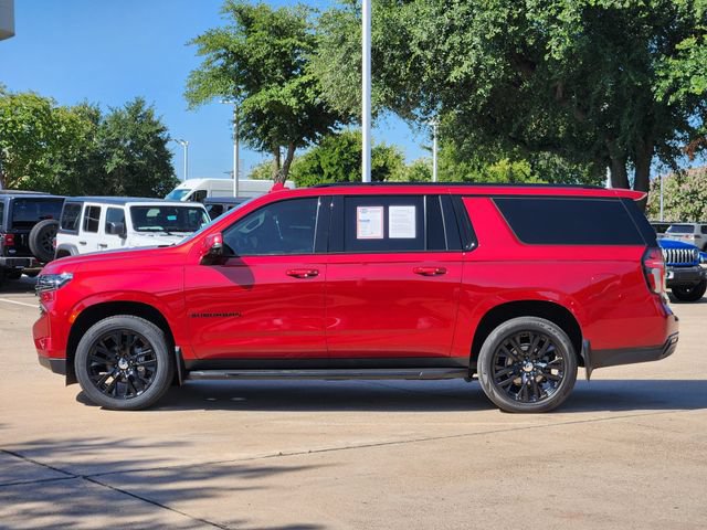Used 2022 Chevrolet Suburban RST w/ Luxury Package AWD/4WD image 4