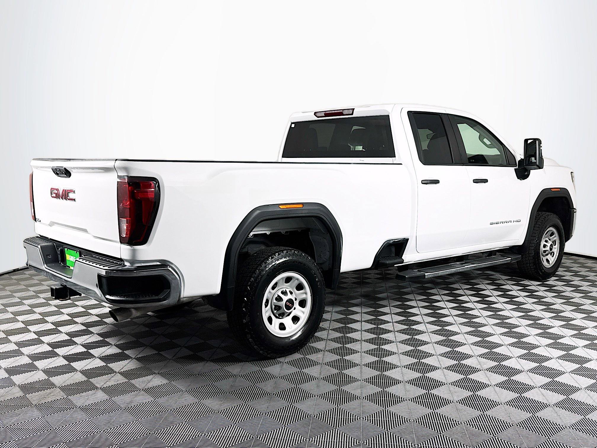 Used 2024 GMC Sierra 2500 Pro w/ Convenience Package image 10