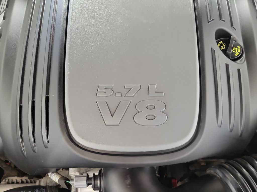 Used 2015 Dodge Challenger R/T Plus RWD image 12