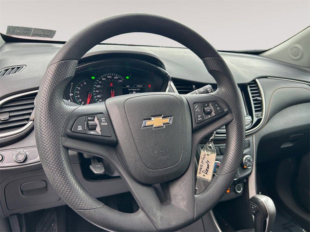 Used 2017 Chevrolet Trax LT image 12