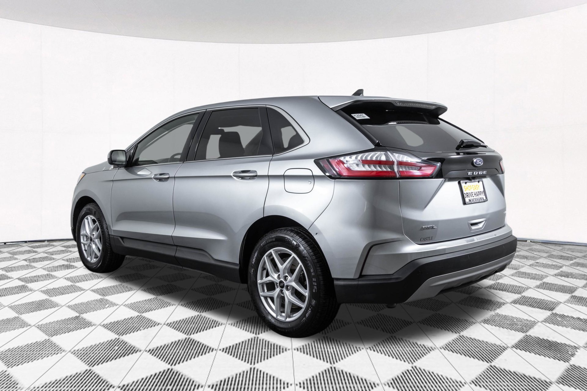 Used 2024 Ford Edge SEL AWD/4WD image 16