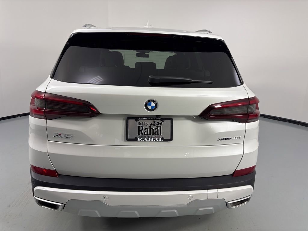 Certified 2023 BMW X5 xDrive40i w/ Executive Package image 6