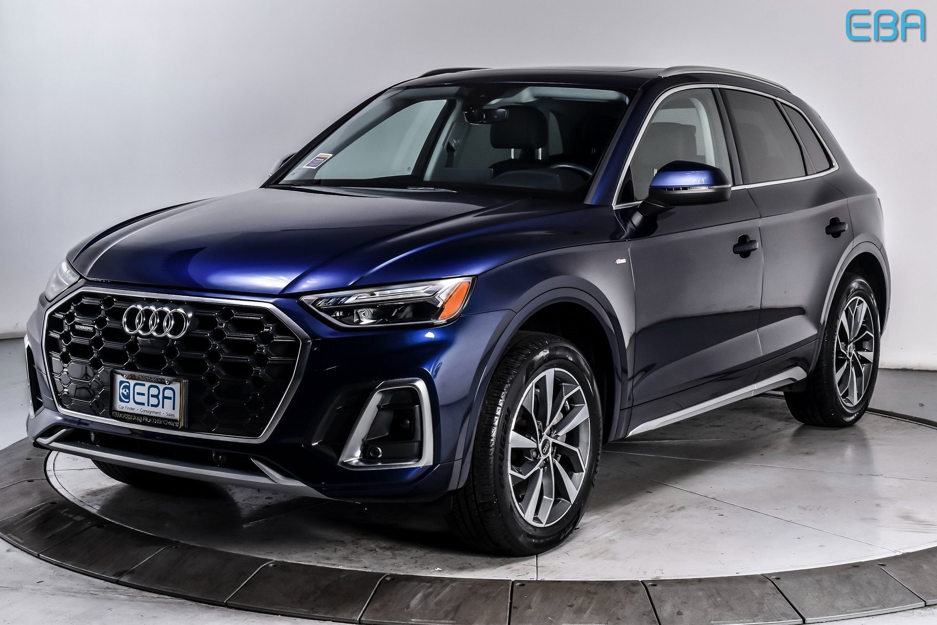 Used 2022 Audi Q5 2.0T Premium Plus w/ Premium Plus Package image 2