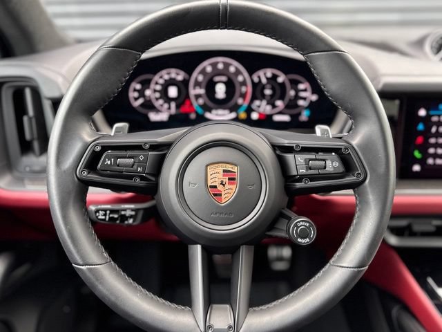 Used 2026 Porsche Cayenne GTS AWD/4WD image 20