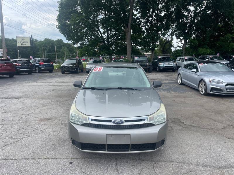 Used 2008 Ford Focus SE FWD image 2