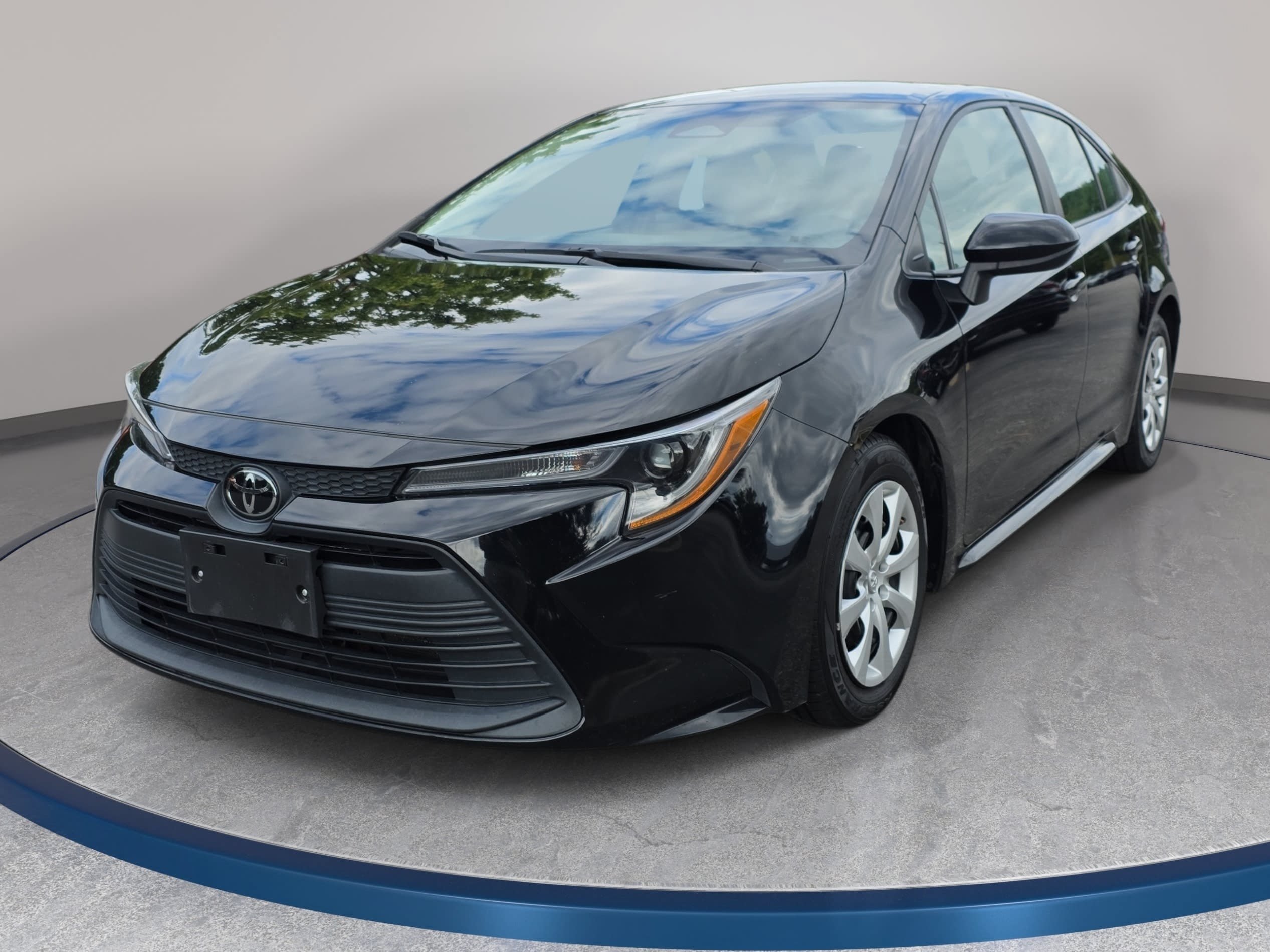 Used 2024 Toyota Corolla LE