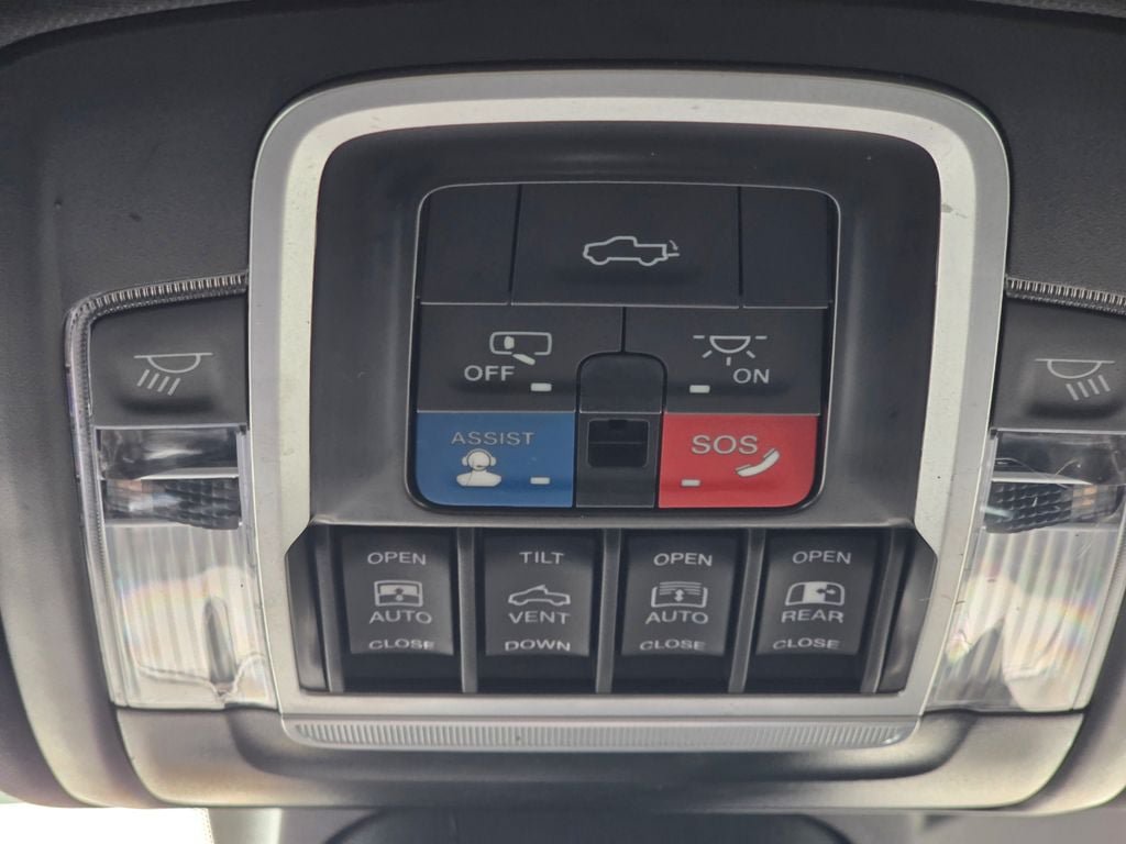 Used 2023 RAM 1500 Limited AWD/4WD image 22