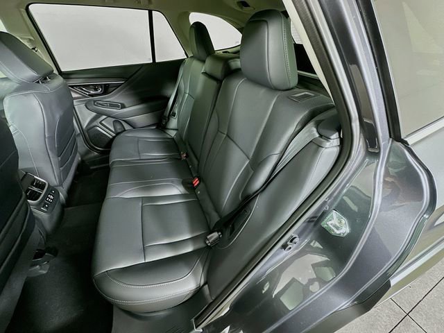 Used 2025 Subaru Outback Touring XT w/ Popular Package #2 image 31