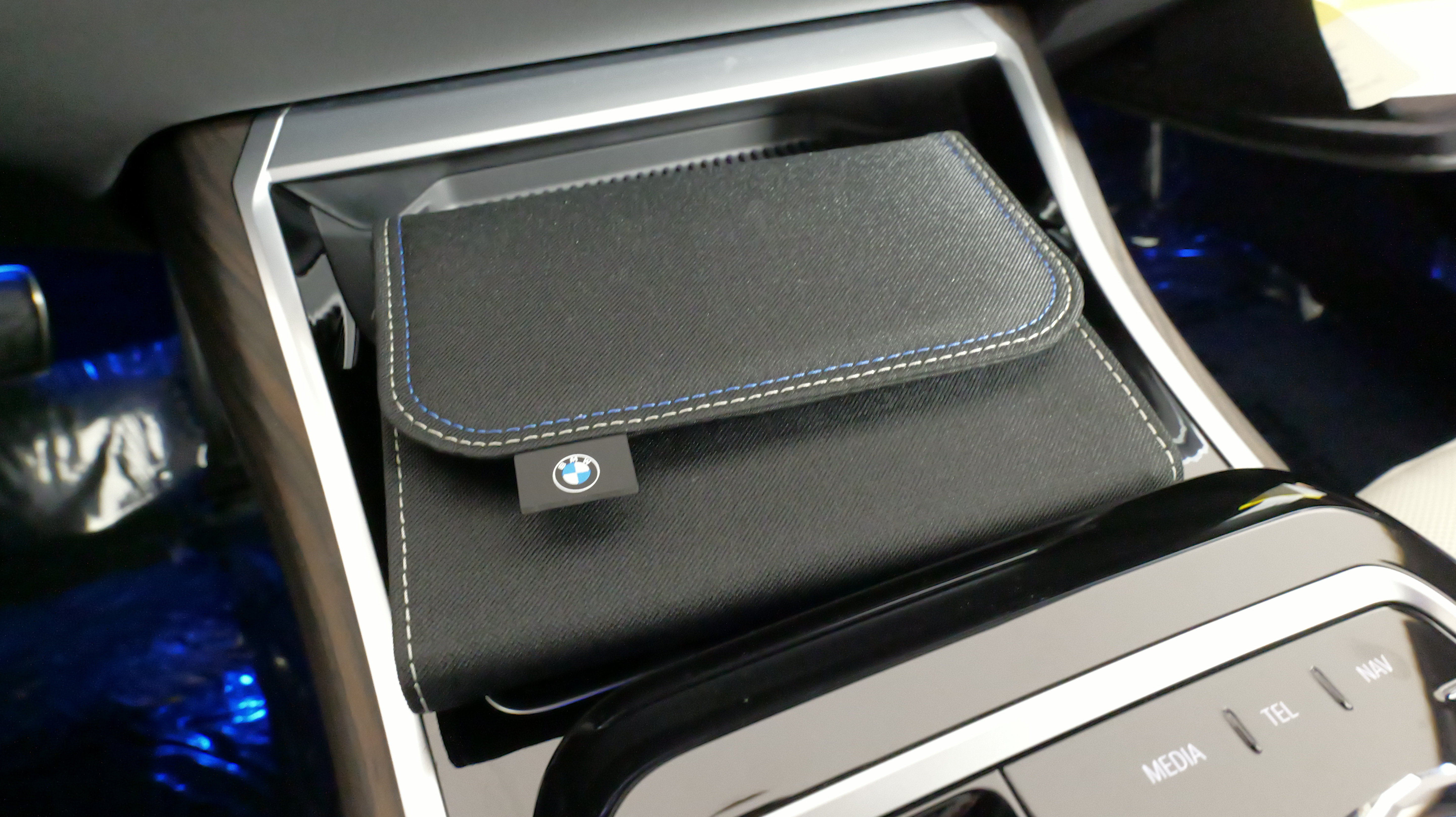 Used 2023 BMW 760i xDrive AWD/4WD image 59