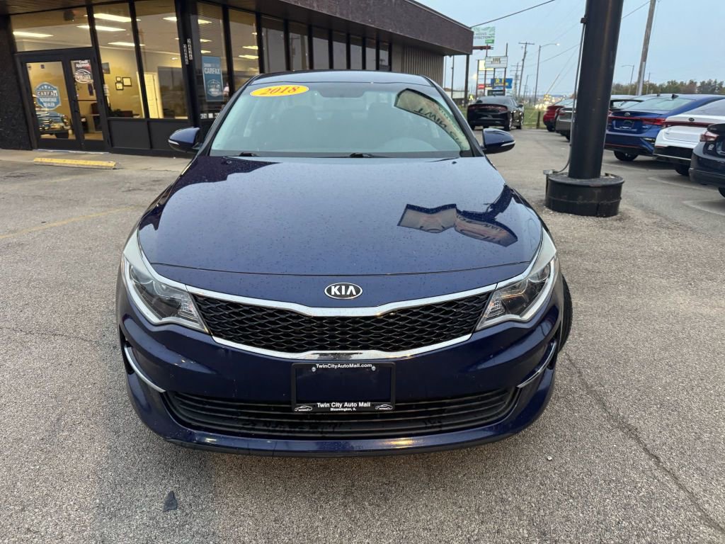 Used 2018 Kia Optima LX image 2