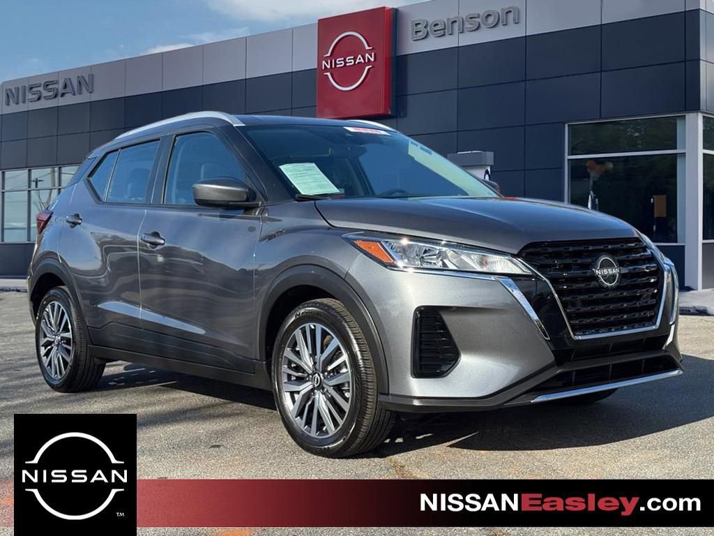 Certified 2024 Nissan Kicks SV image 1