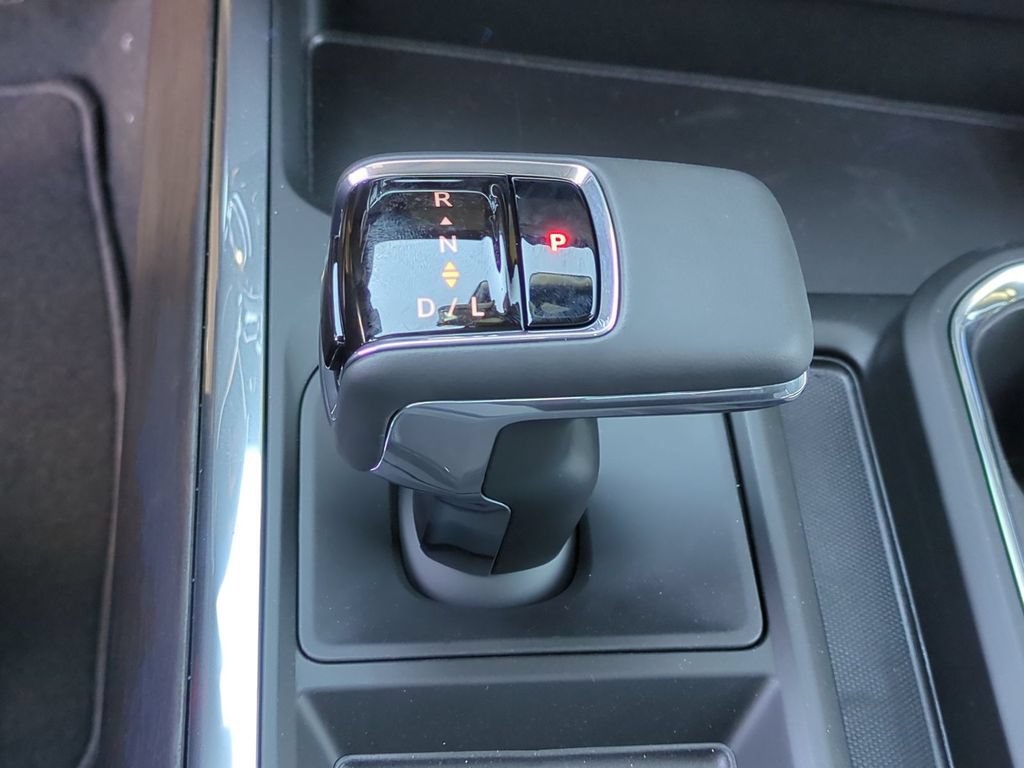 New 2026 GMC Sierra 1500 SLT w/ SLT Premium Package AWD/4WD image 17