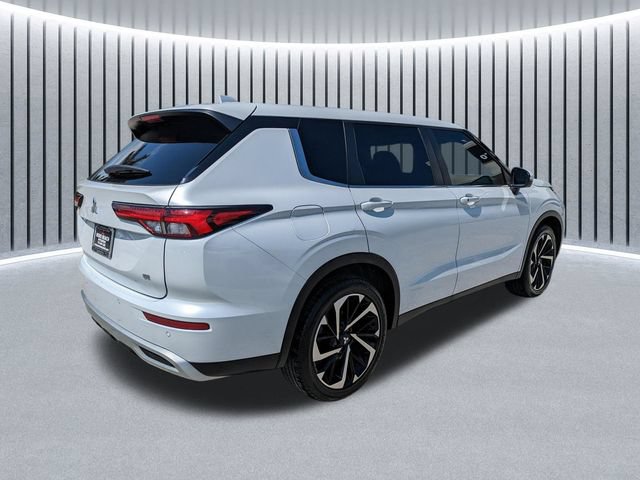 Used 2023 Mitsubishi Outlander SE FWD image 4