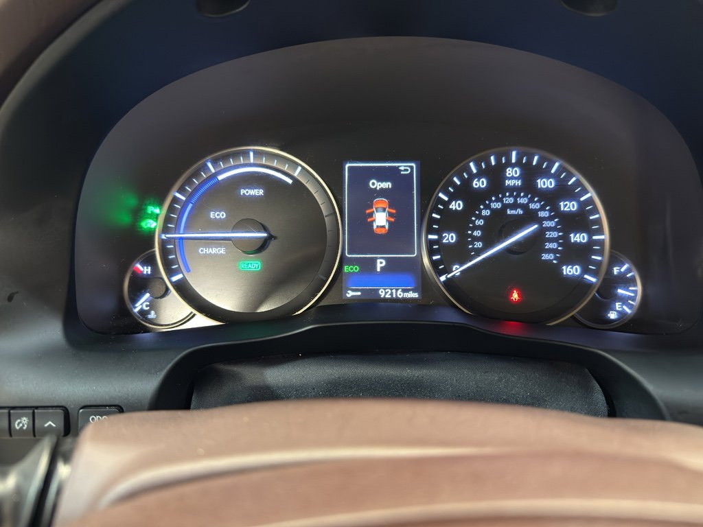 Used 2016 Lexus ES 300h image 17