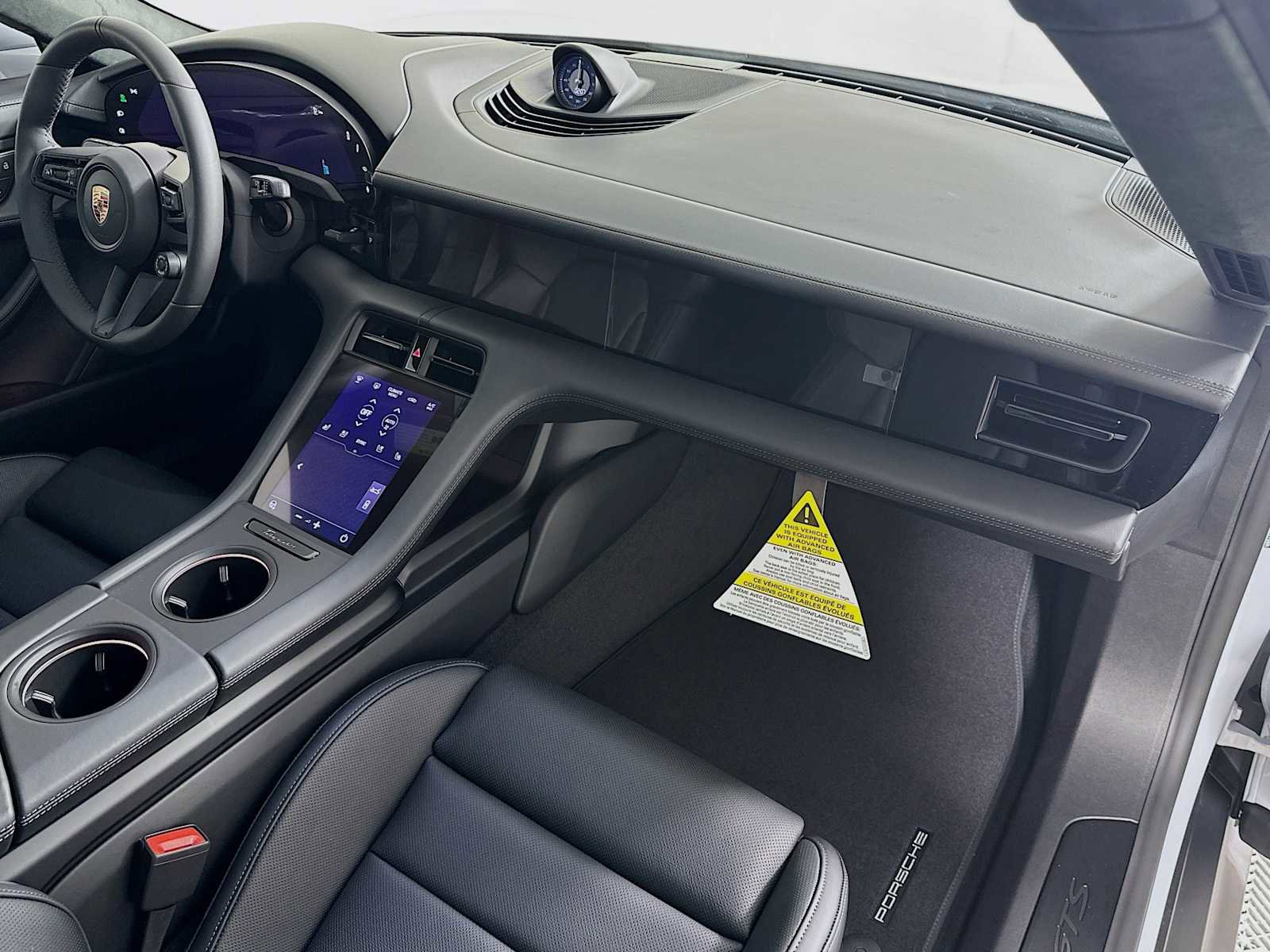 New 2026 Porsche Taycan GTS image 31