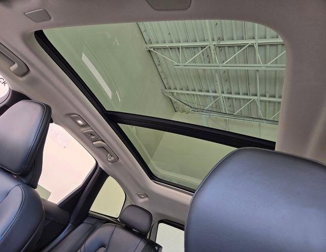 Certified 2023 Volvo XC60 B5 Core w/ Climate Package image 12