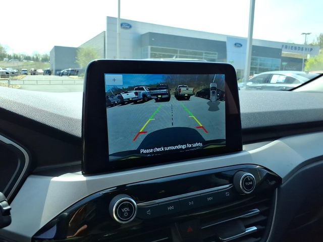 Certified 2022 Ford Escape SEL image 29