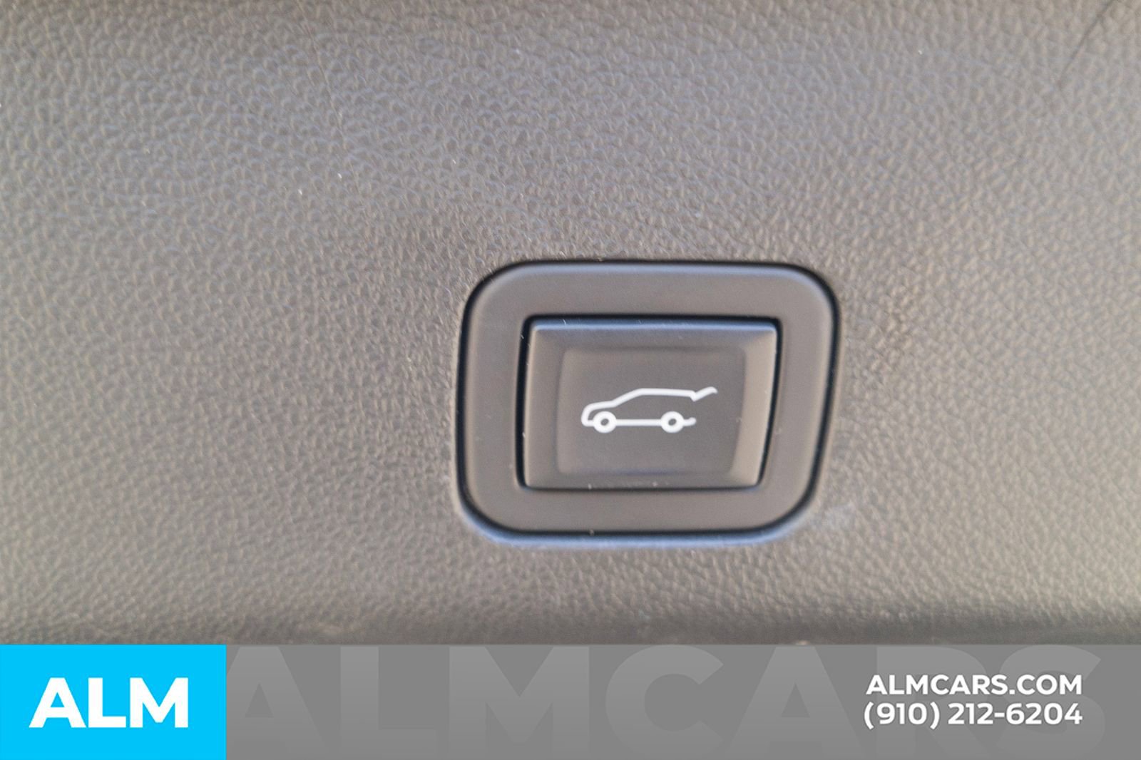 Used 2023 Chevrolet Tahoe LT RWD image 10