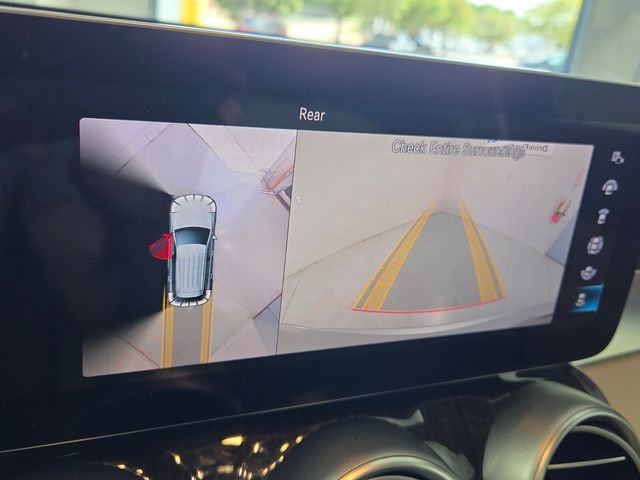 Used 2021 Mercedes-Benz GLC 300 4MATIC image 23