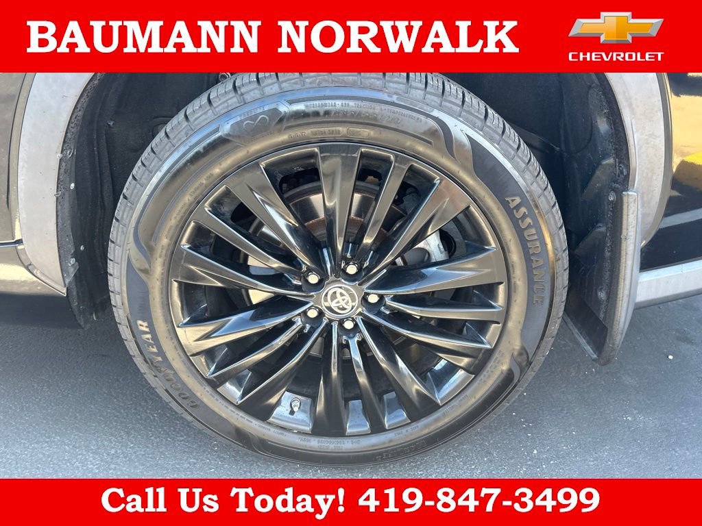 Used 2021 Toyota Highlander Platinum AWD/4WD image 10