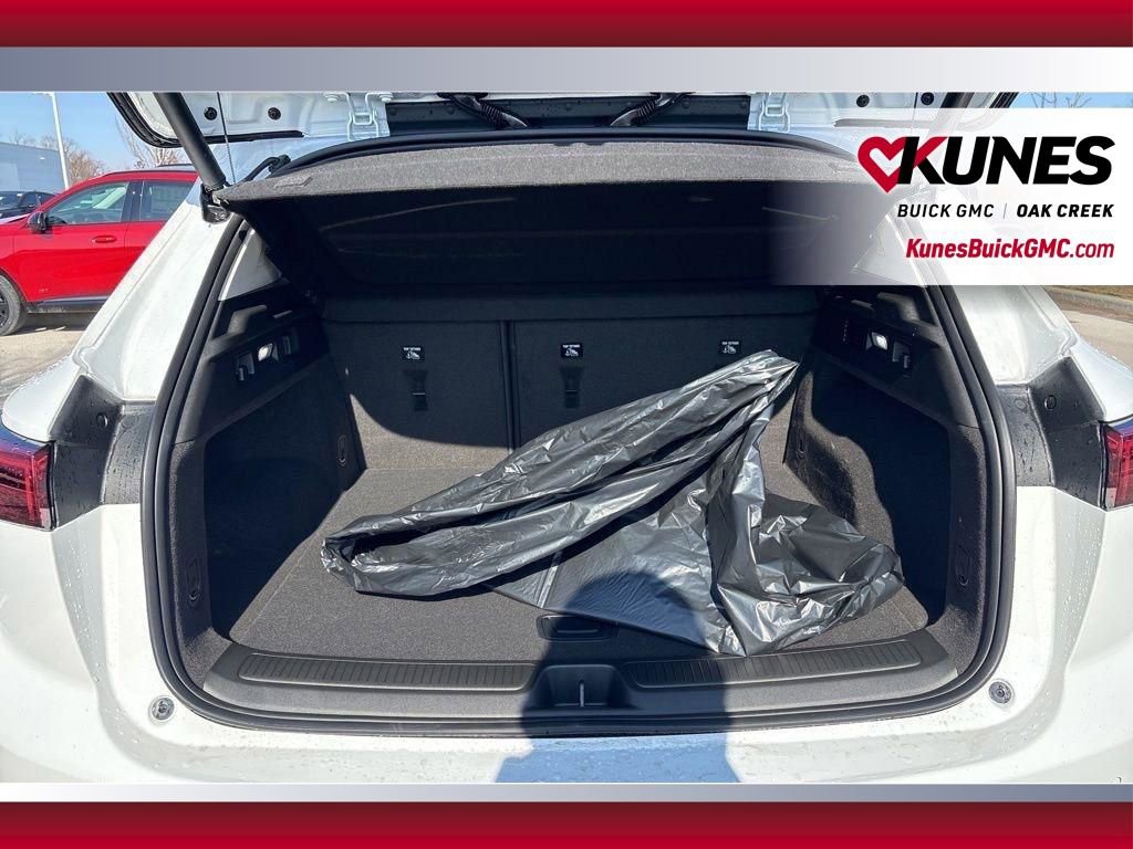 New 2025 Buick Envision Sport Touring image 20