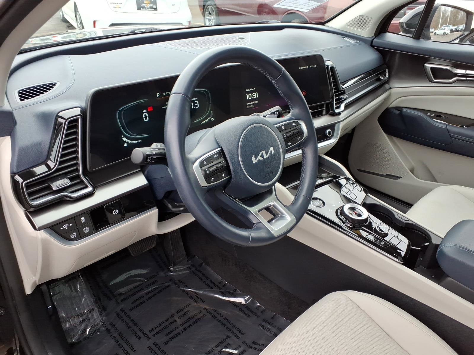 Used 2024 Kia Sportage EX w/ EX Premium Package image 17