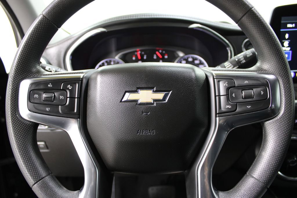 Used 2025 Chevrolet Blazer LT image 29