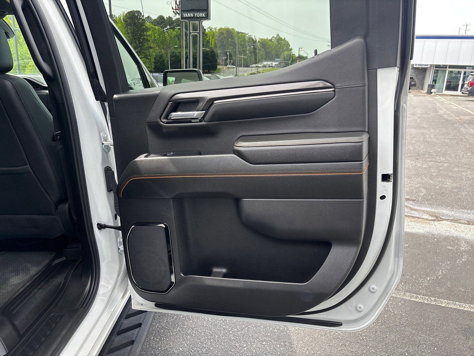 Certified 2024 GMC Sierra 1500 AT4 w/ AT4 Premium Package image 41