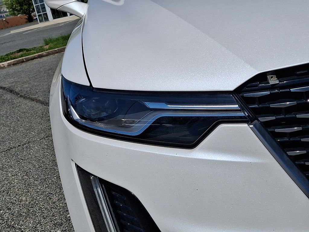 Used 2020 Cadillac XT6 Premium Luxury image 9