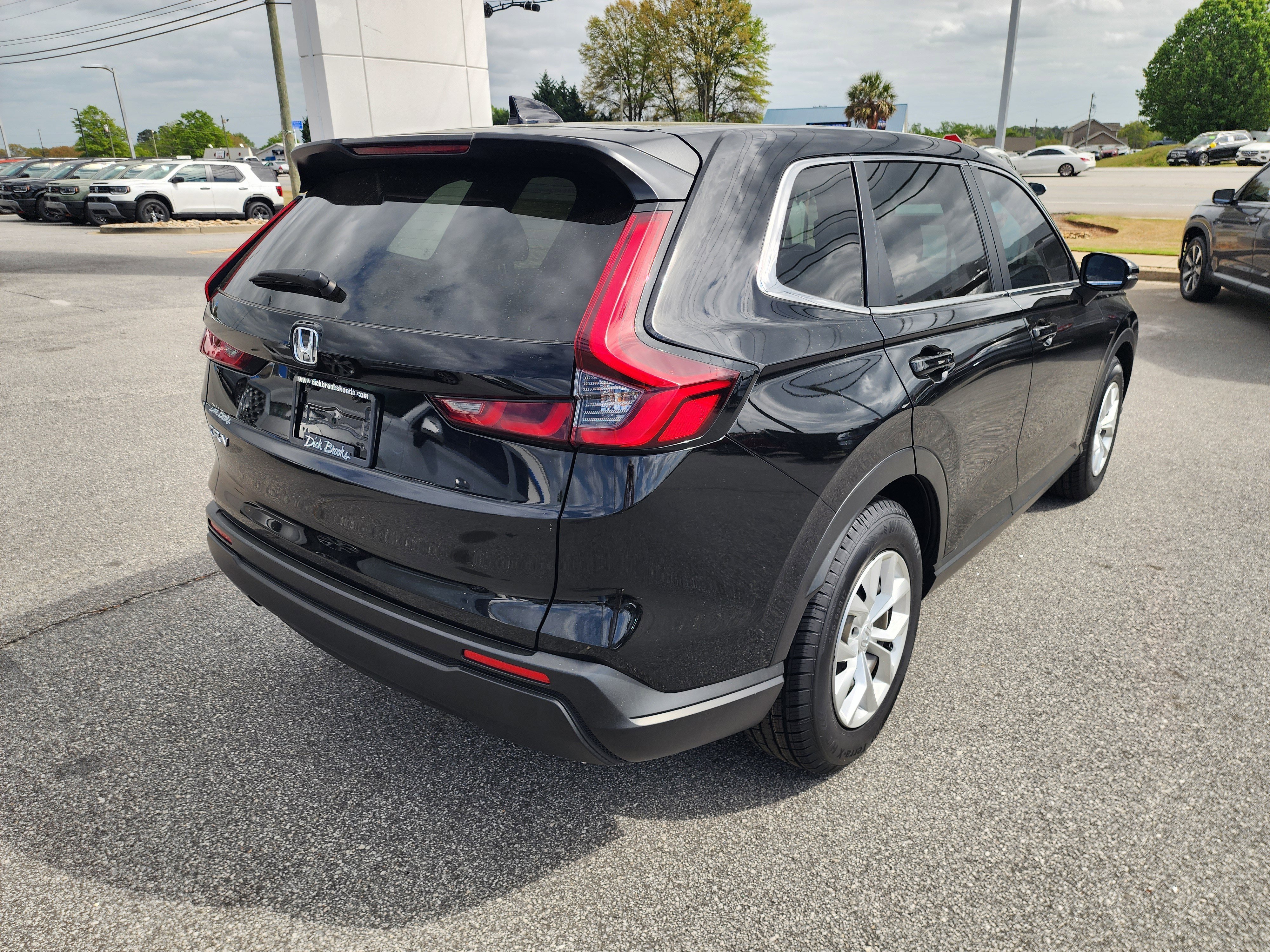 Certified 2025 Honda CR-V LX image 4