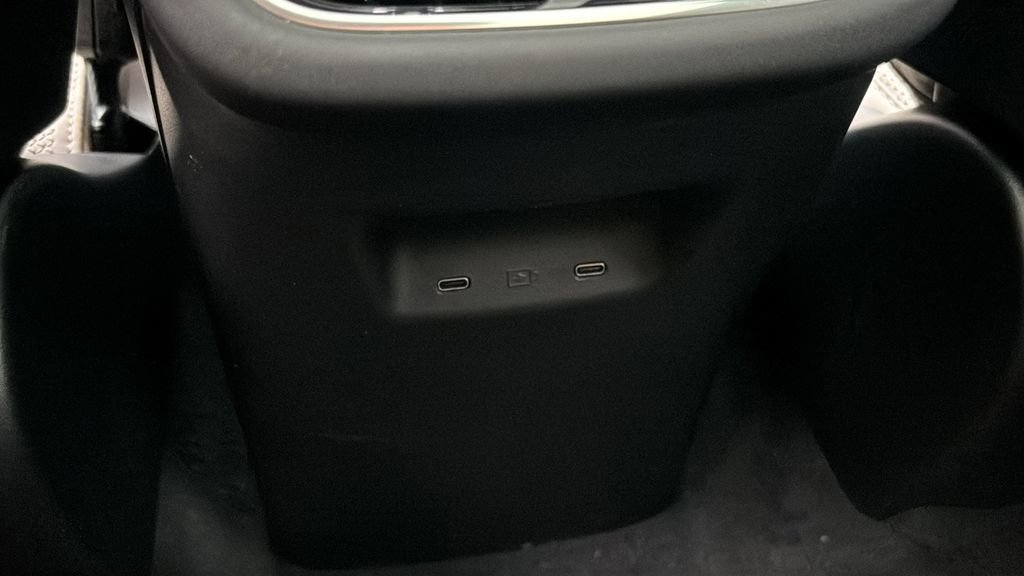 New 2026 Volvo EX90 Ultra image 10