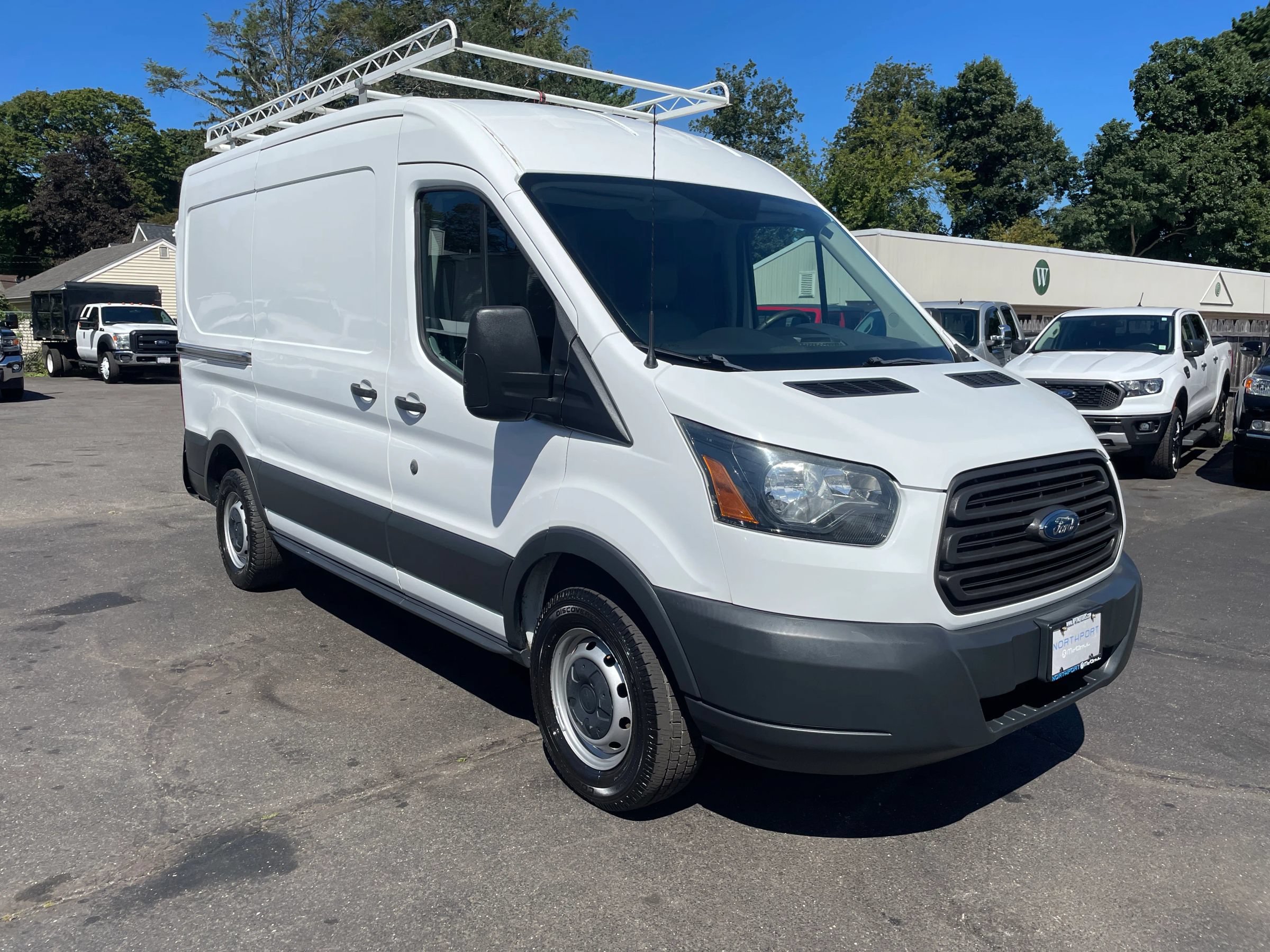 Used 2015 Ford Transit 250 130 Medium Roof RWD image 7