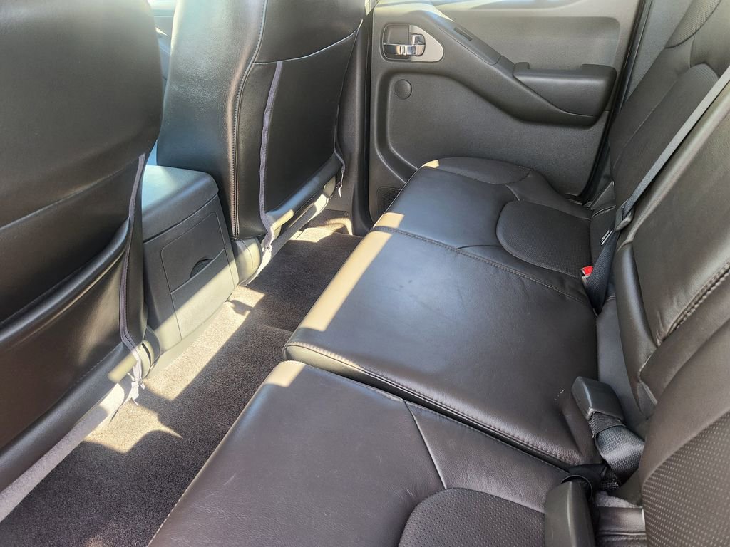 Used 2017 Nissan Frontier PRO-4X w/ Pro-4x Luxury Package image 25