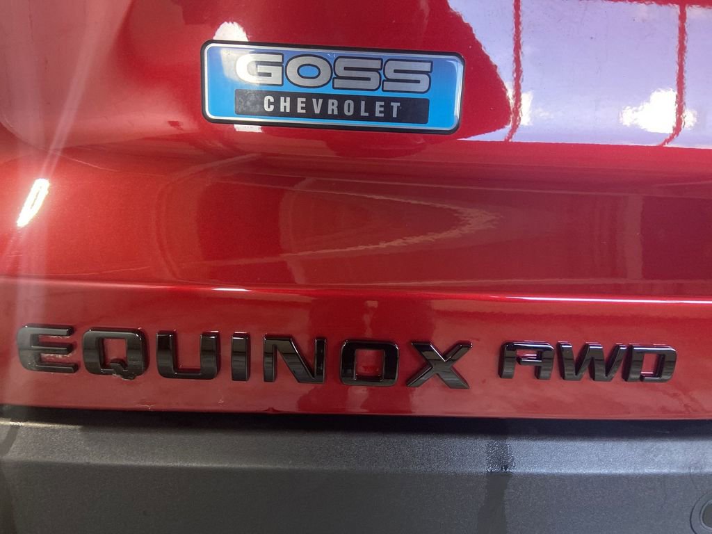 Used 2025 Chevrolet Equinox ACTIV w/ Safety and Technology Package image 31
