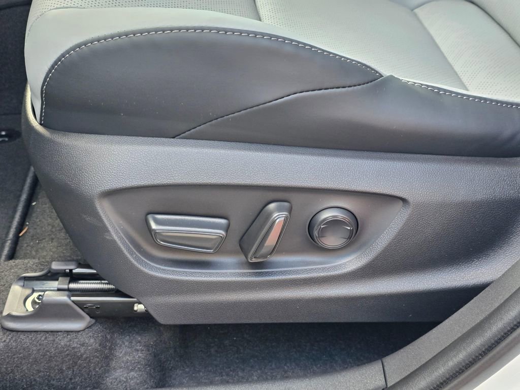 New 2026 Subaru Solterra Premium image 13