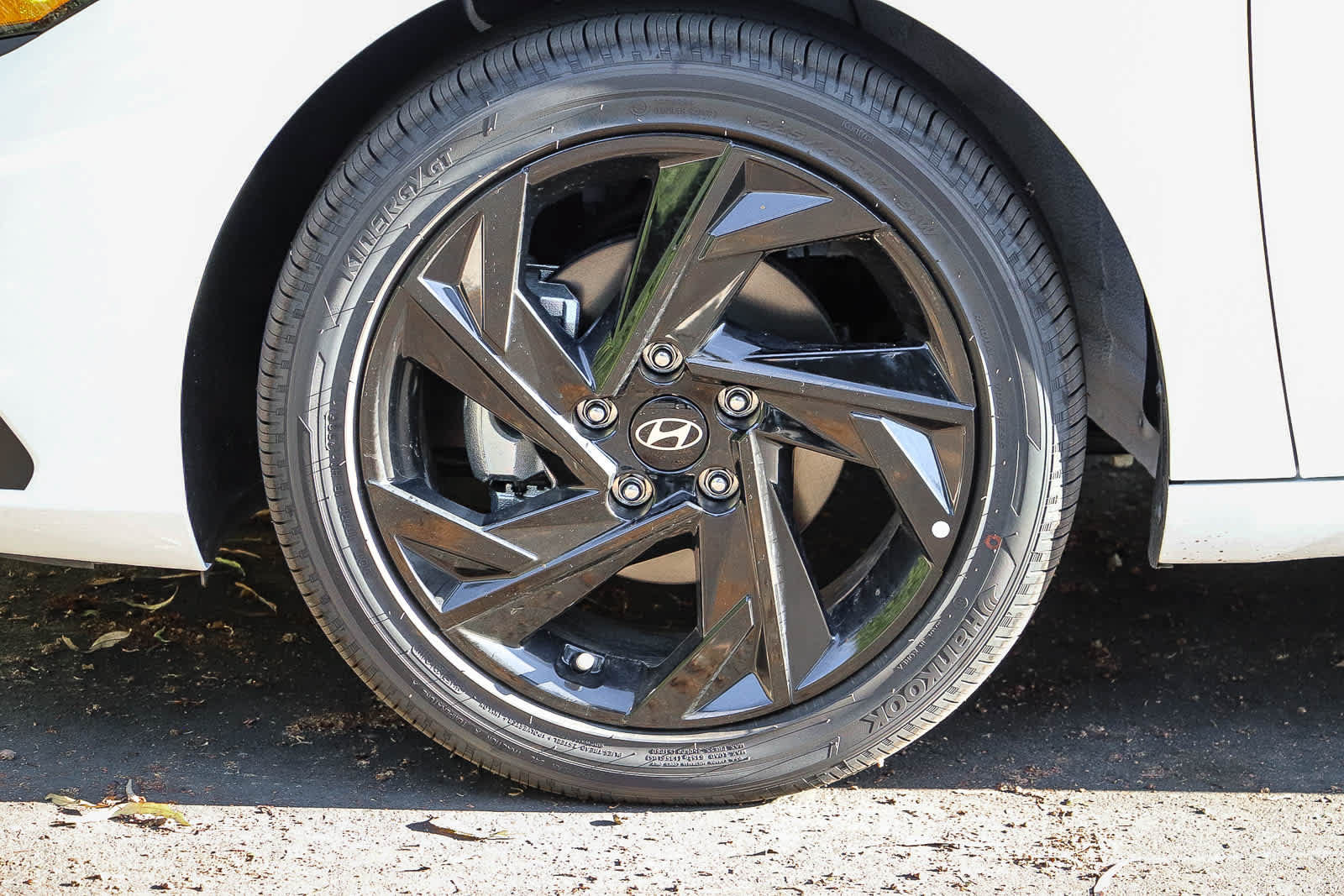 New 2026 Hyundai Elantra Sport FWD image 11