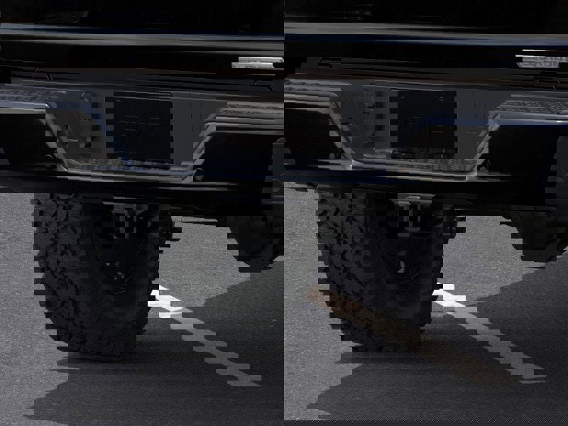 New 2025 GMC Canyon Elevation w/ Convenience Package image 14