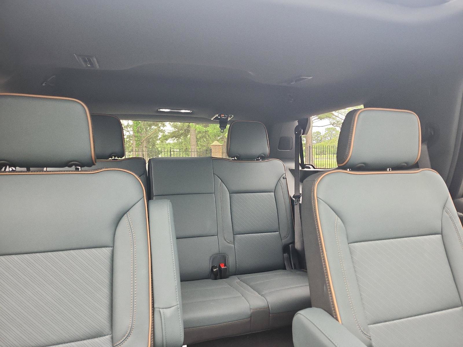 Certified 2026 GMC Yukon AT4 w/ LPO, Floor Liner Package AWD/4WD image 9