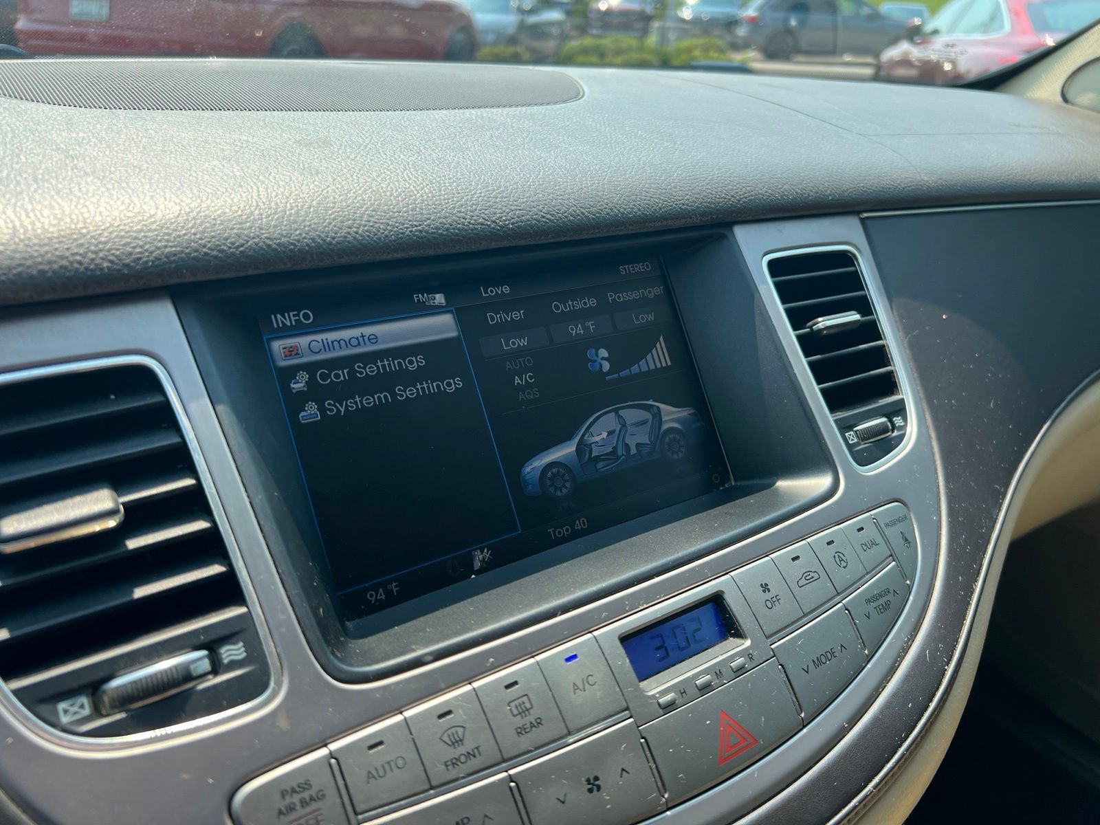 Used 2012 Hyundai Genesis 4.6 RWD image 17