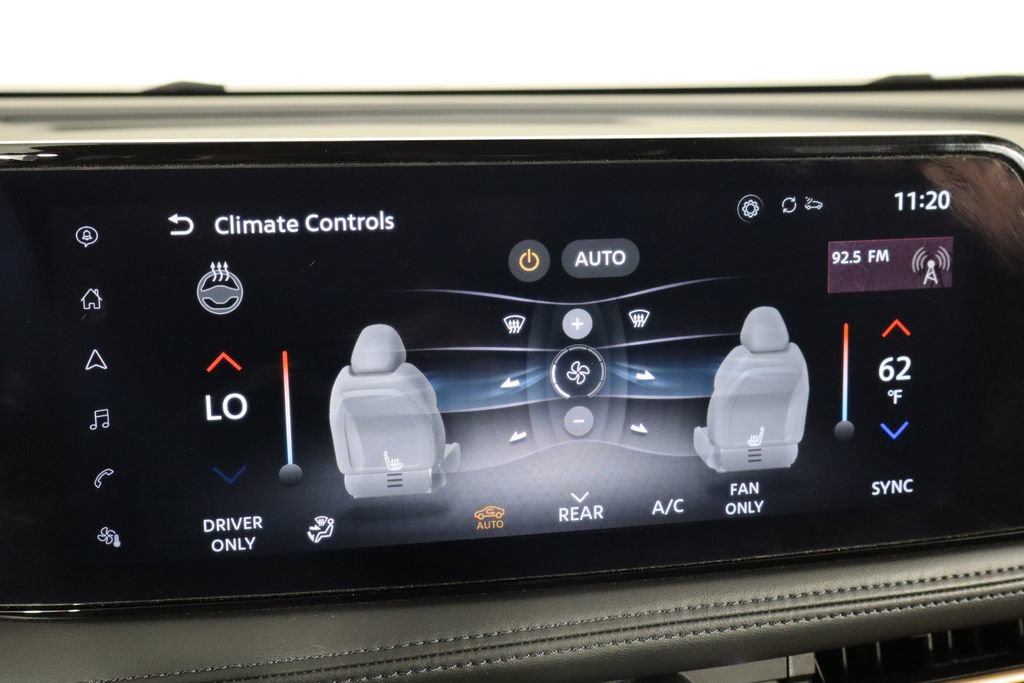 Used 2024 Nissan Ariya AWD image 37