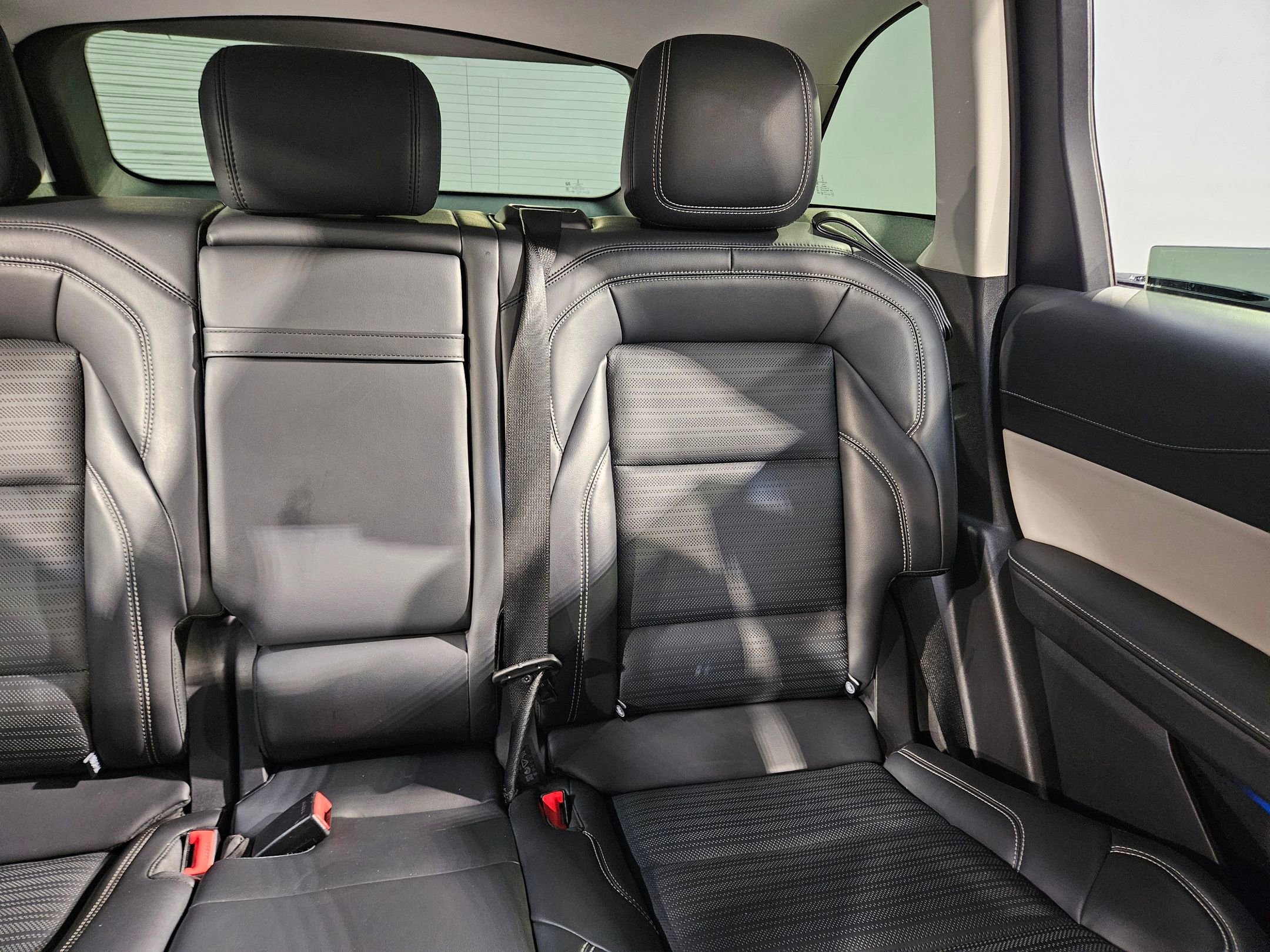 Used 2024 Lincoln Nautilus Reserve image 14